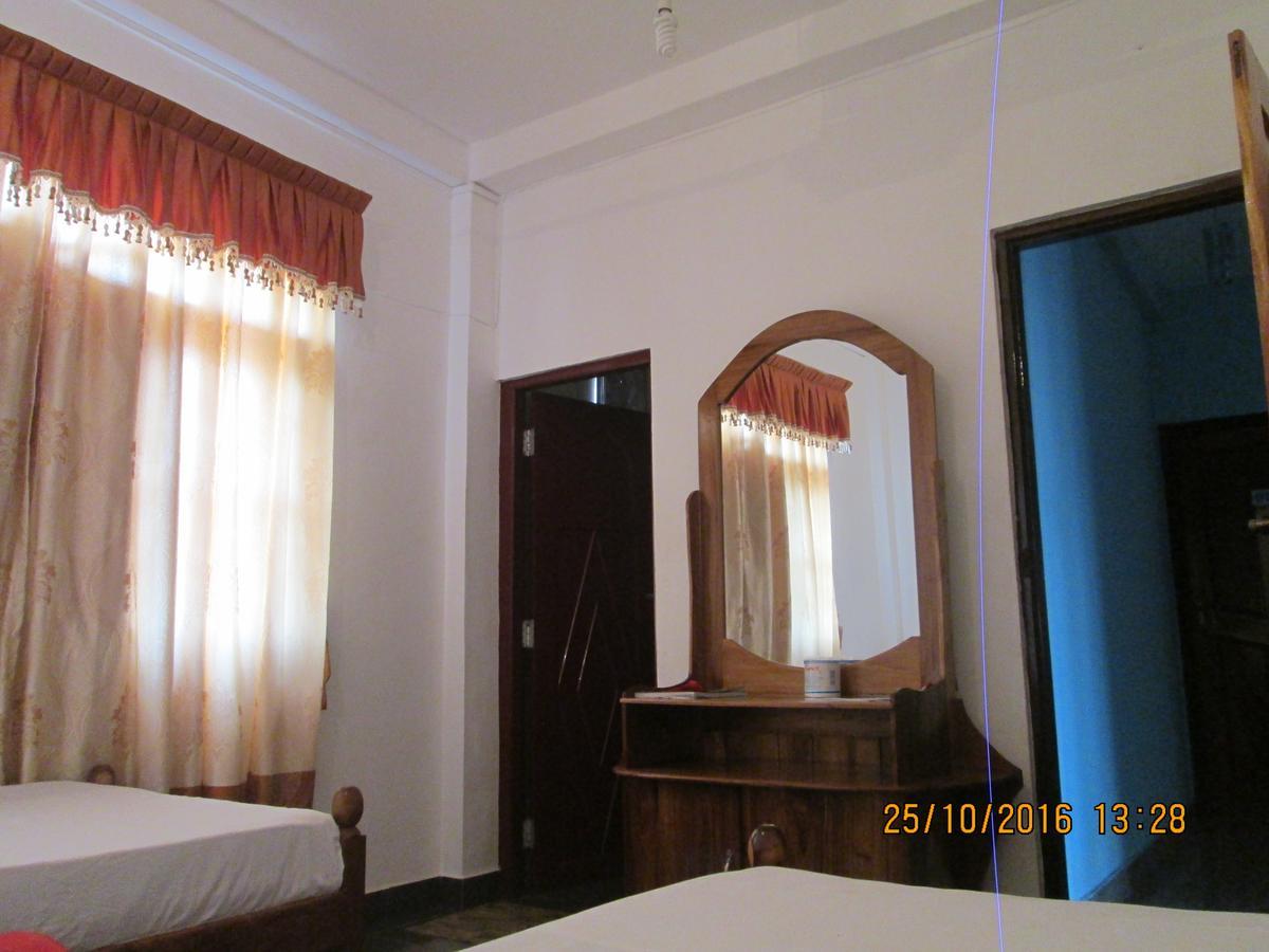 Hotel Blue Whale Jaffna Dış mekan fotoğraf