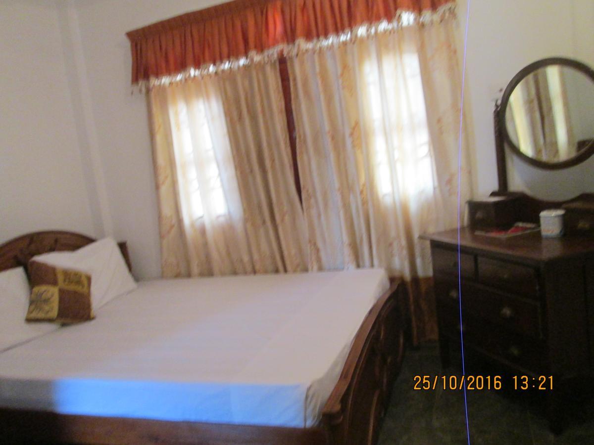 Hotel Blue Whale Jaffna Dış mekan fotoğraf