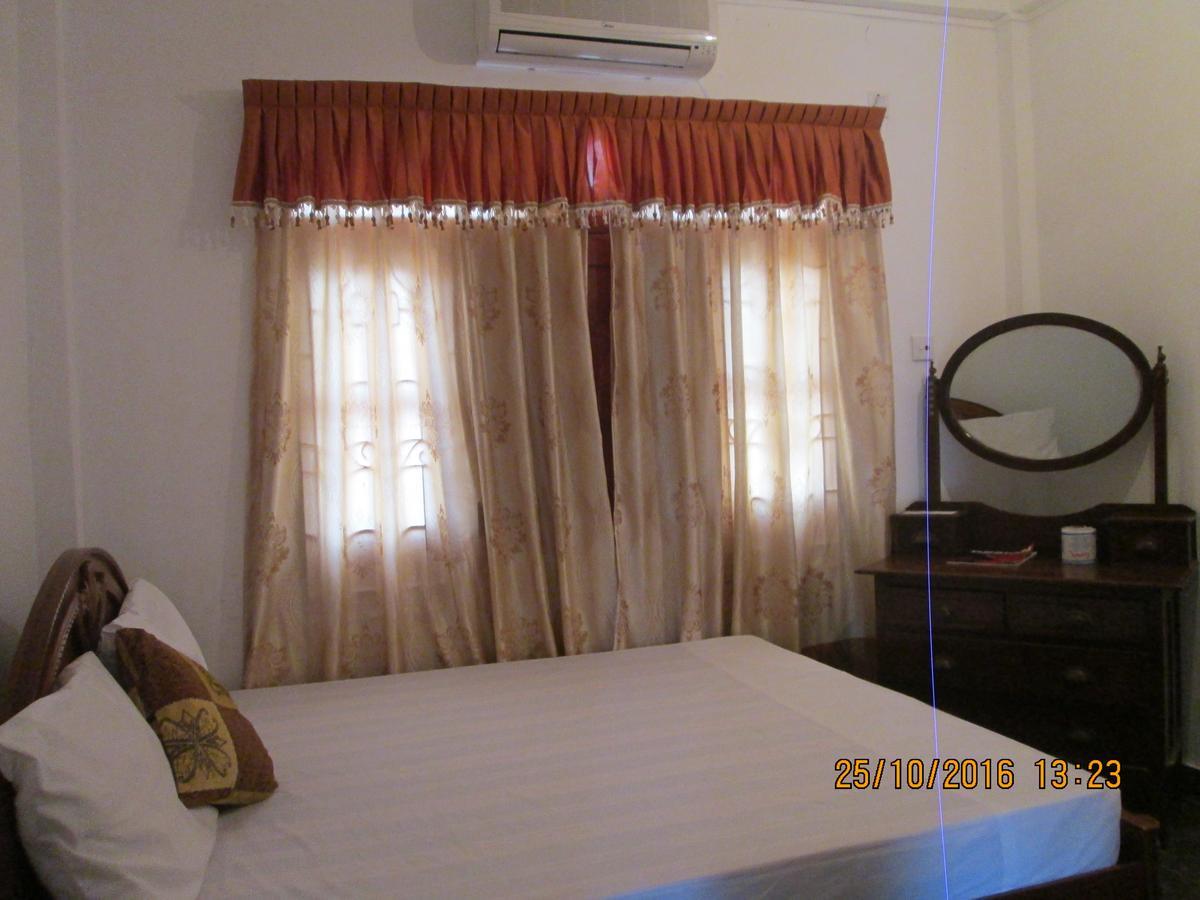 Hotel Blue Whale Jaffna Dış mekan fotoğraf