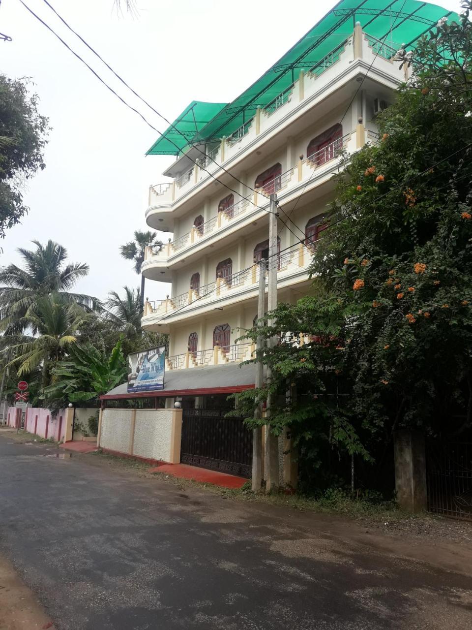 Hotel Blue Whale Jaffna Dış mekan fotoğraf
