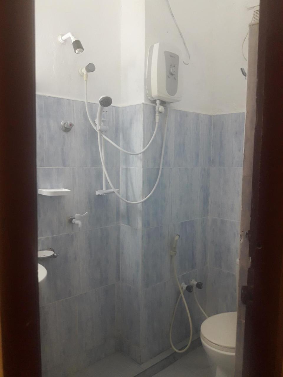 Hotel Blue Whale Jaffna Dış mekan fotoğraf