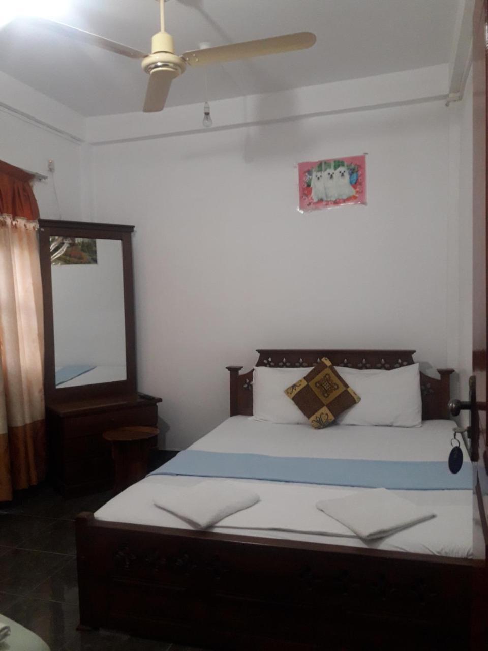 Hotel Blue Whale Jaffna Dış mekan fotoğraf