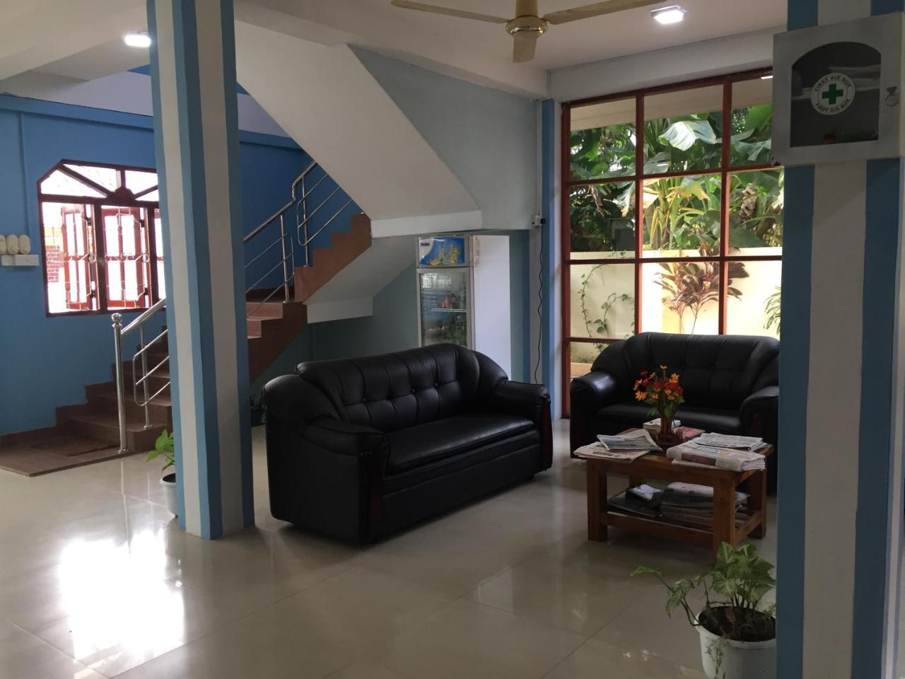 Hotel Blue Whale Jaffna Dış mekan fotoğraf